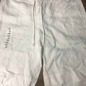 Lizwear by Liz Claiborne white linen shorts
